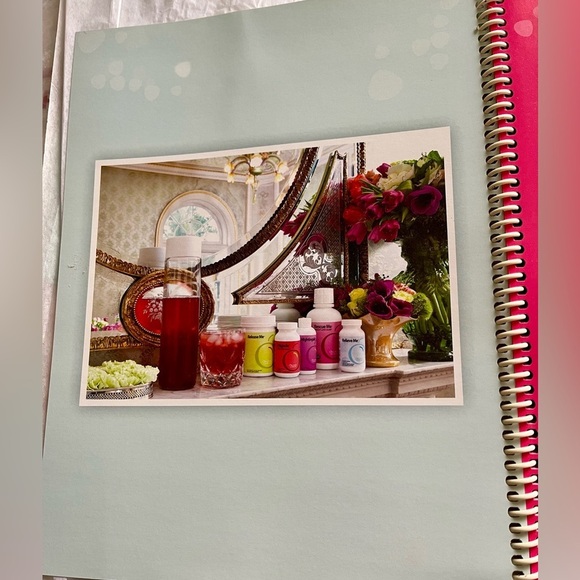 New! Rare The Body Game Kirstie Alley Organic Liaison Colorful Cookbook Recipes - Picture 3 of 7